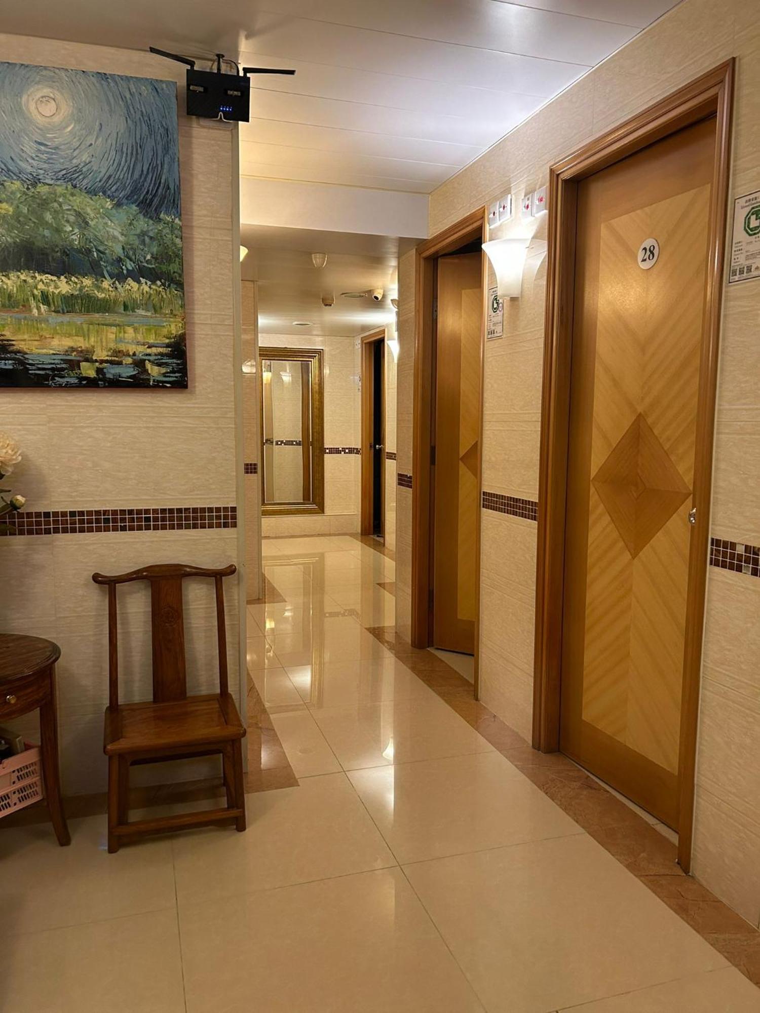 Holiday Guest House Гонконг Экстерьер фото